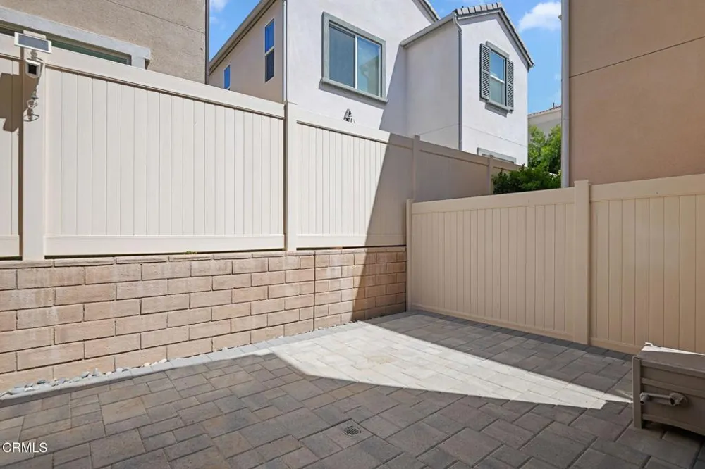 1951 Meyer Court Santa Paula, CA 93060