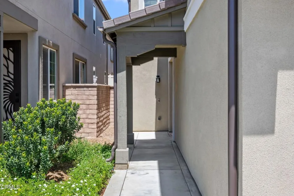 1951 Meyer Court Santa Paula, CA 93060