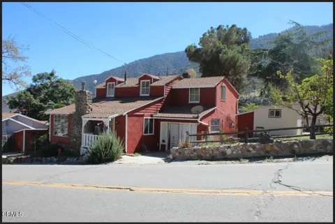 3904 Mount Pinos Way
