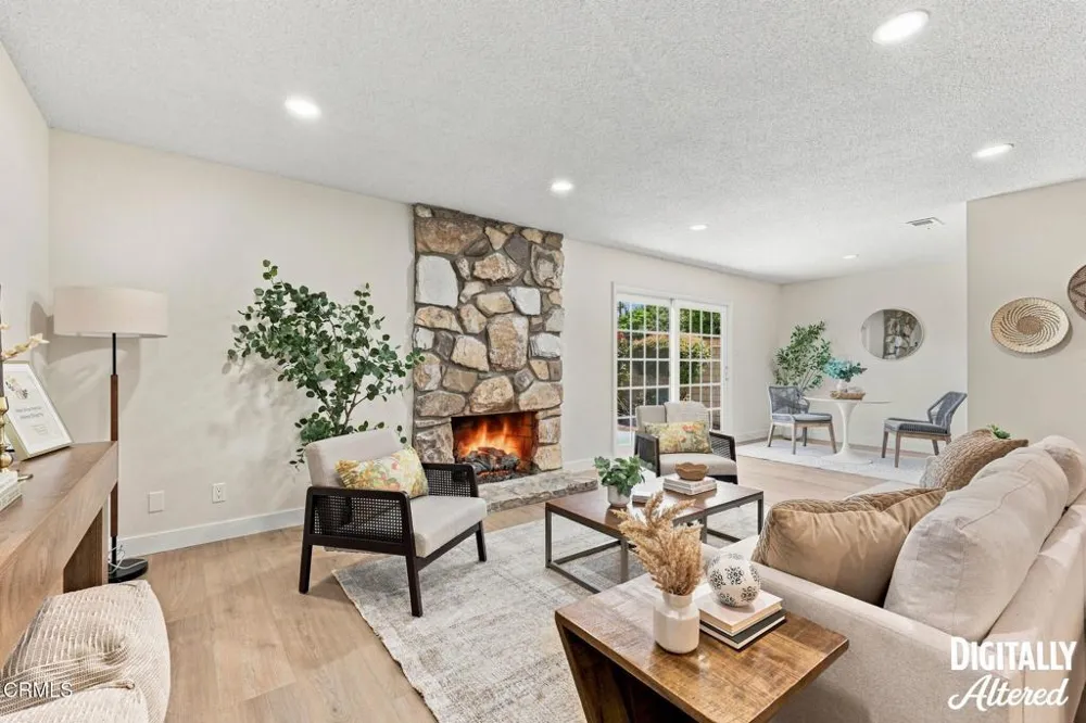 244 MacKay Avenue Ventura, CA 93004