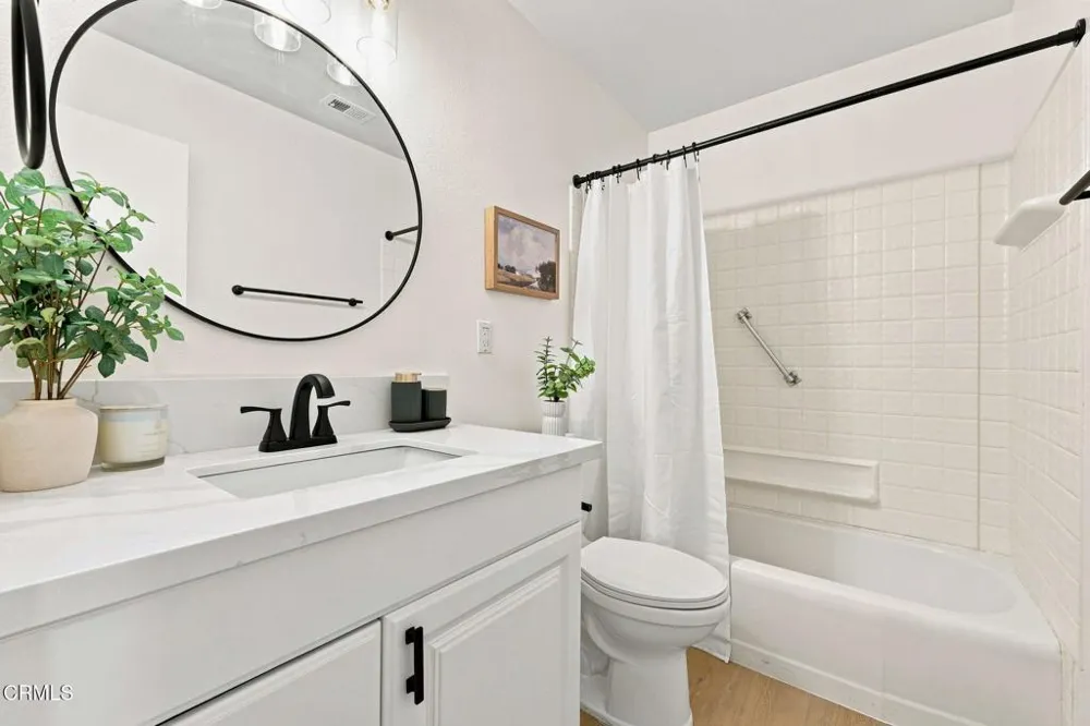 244 MacKay Avenue Ventura, CA 93004