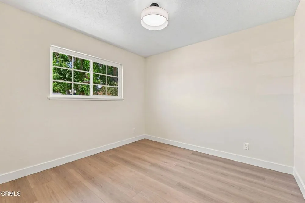 244 MacKay Avenue Ventura, CA 93004