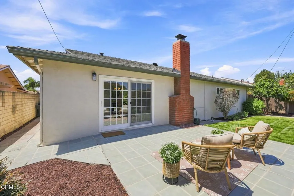 244 MacKay Avenue Ventura, CA 93004