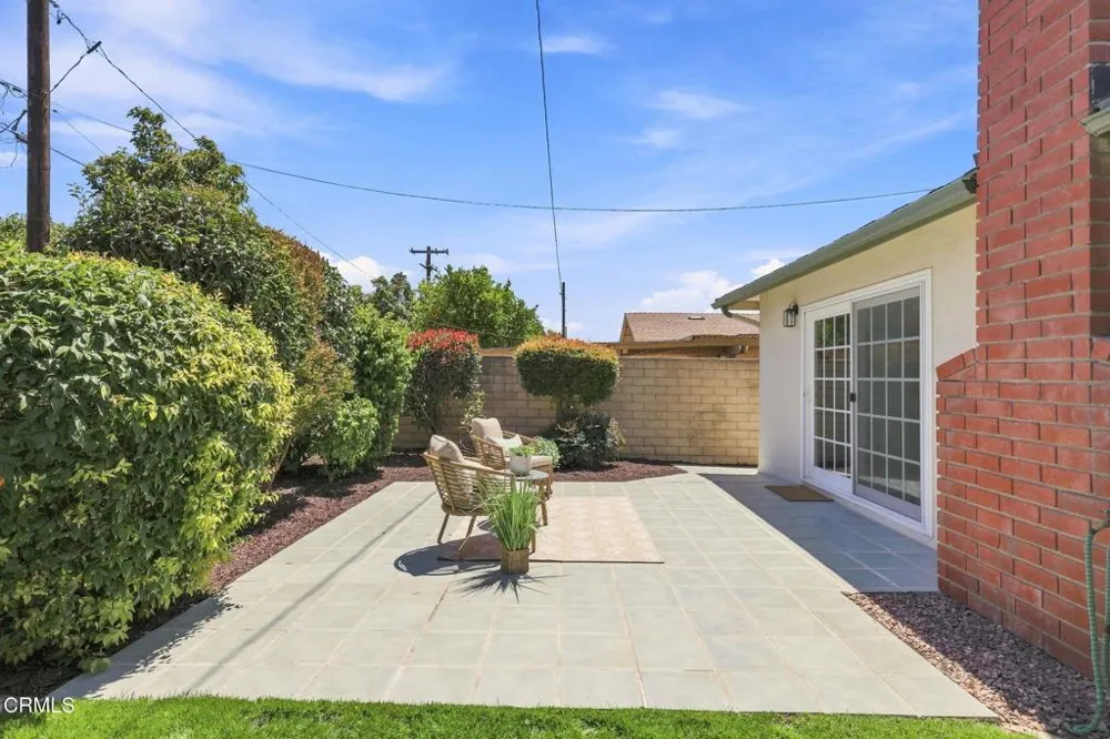 244 MacKay Avenue Ventura, CA 93004