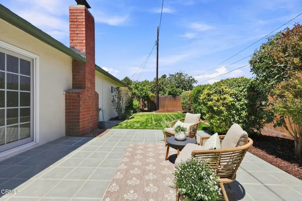 244 MacKay Avenue Ventura, CA 93004
