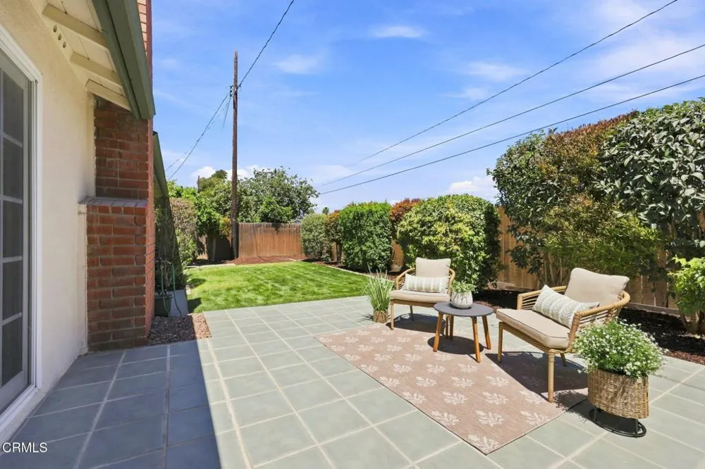 244 MacKay Avenue Ventura, CA 93004