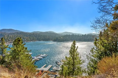 1430 Sequoia