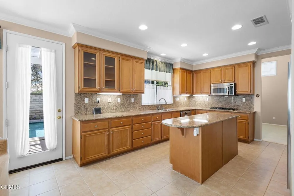 4837 Caminito Mirador Camarillo, CA 93012