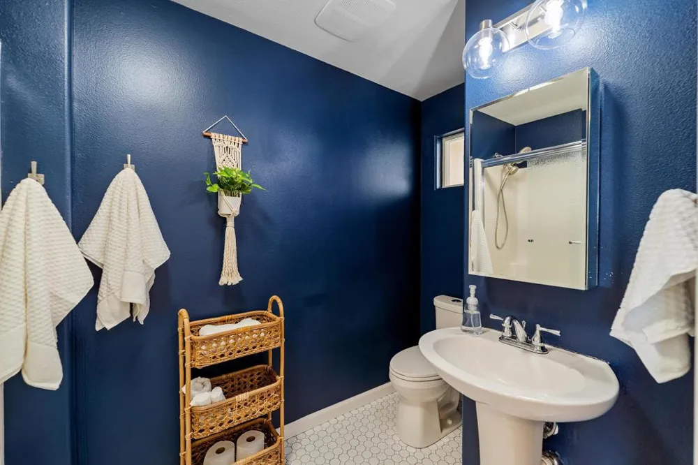 436 Poli Street #402 Ventura, CA 93001