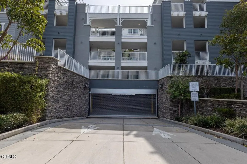 4008 Tradewinds Drive Oxnard, CA 93035