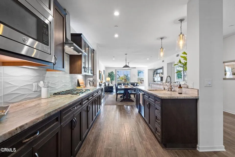 4008 Tradewinds Drive Oxnard, CA 93035