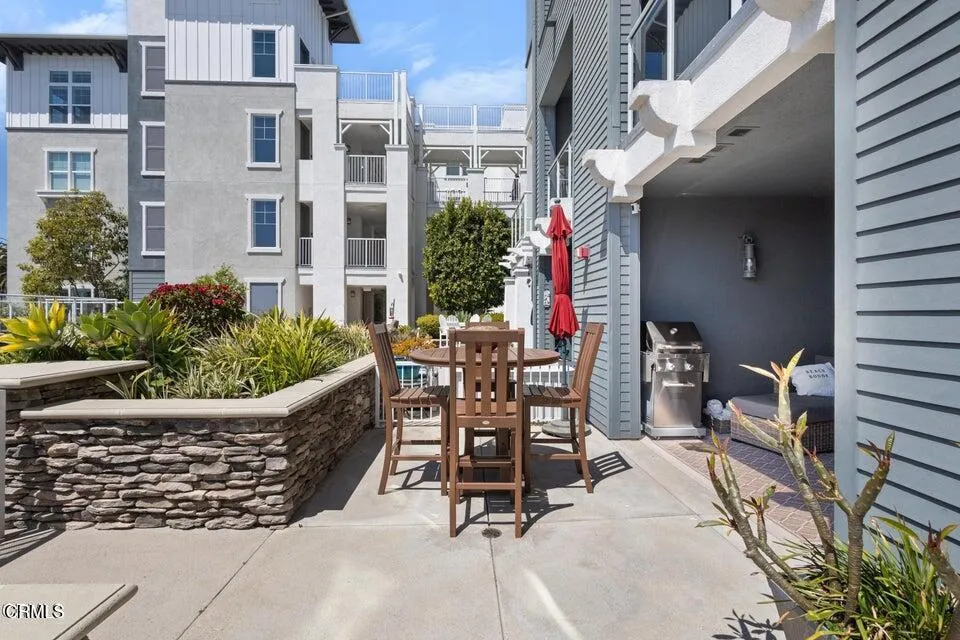 4008 Tradewinds Drive Oxnard, CA 93035