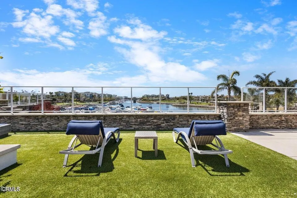 4008 Tradewinds Drive Oxnard, CA 93035