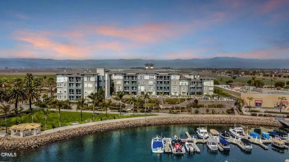 4008 Tradewinds Drive Oxnard, CA 93035