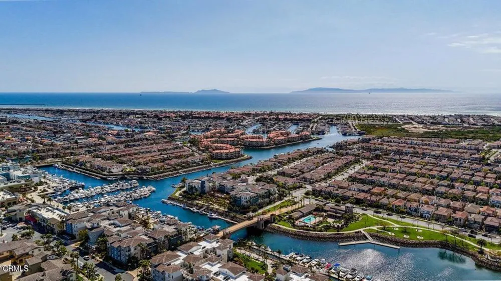 4008 Tradewinds Drive Oxnard, CA 93035