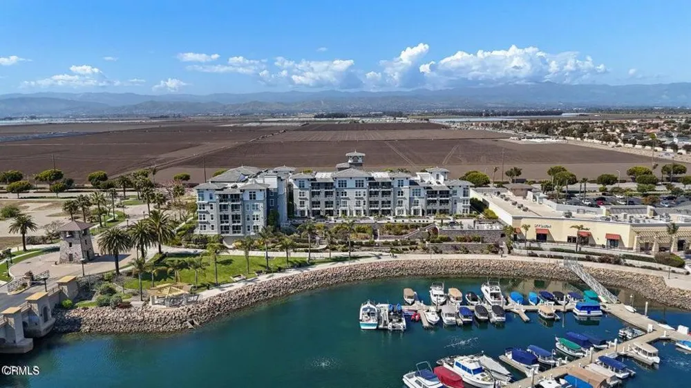 4008 Tradewinds Drive Oxnard, CA 93035