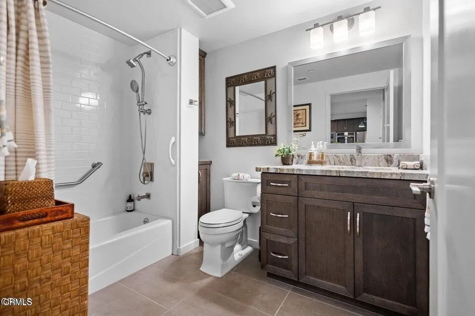 4008 Tradewinds Drive Oxnard, CA 93035