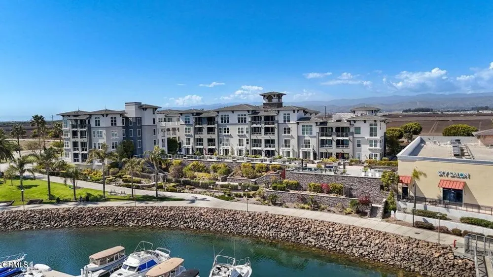 4008 Tradewinds Drive Oxnard, CA 93035