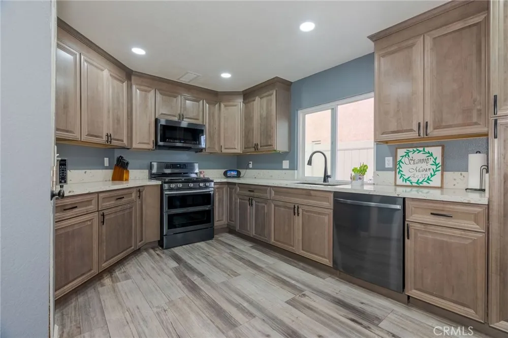 1199 Runaway Circle Colton, CA 92324