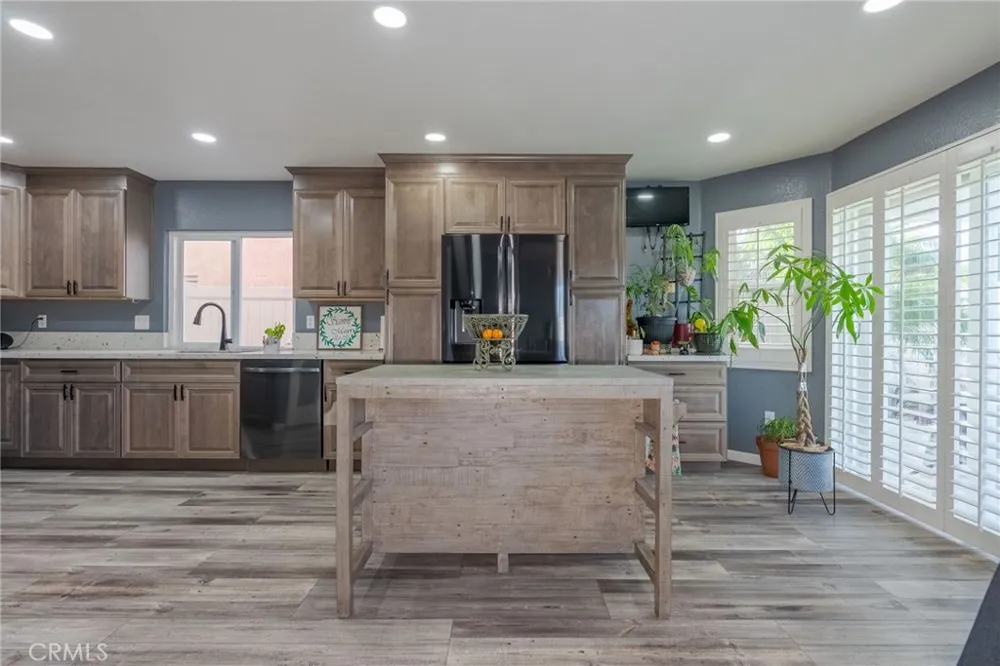 1199 Runaway Circle Colton, CA 92324