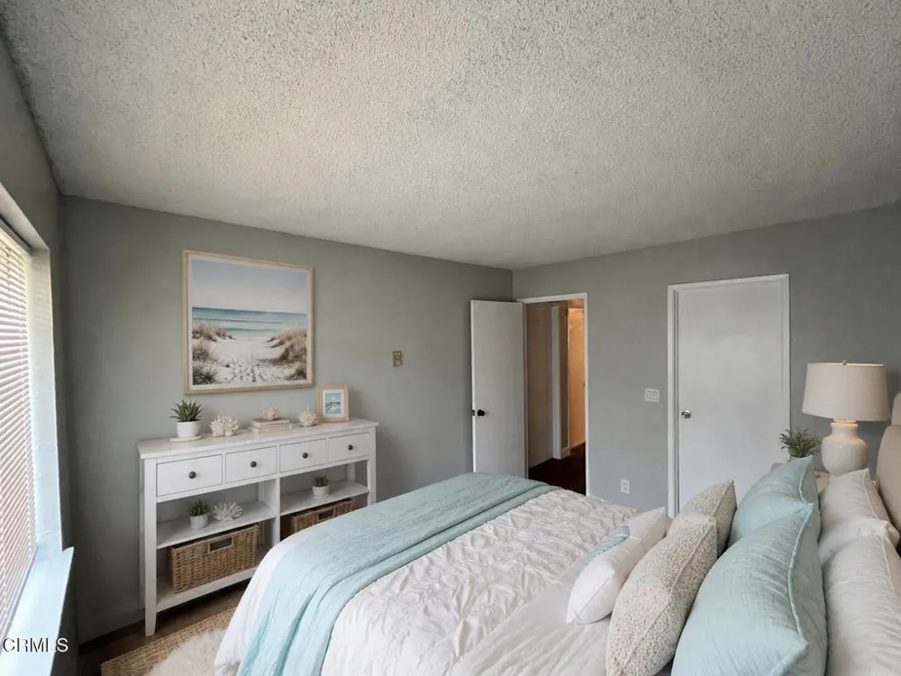 2637 Yardarm Avenue Port Hueneme, CA 93041