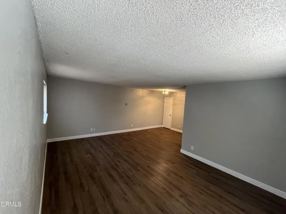 2637 Yardarm Avenue Port Hueneme, CA 93041