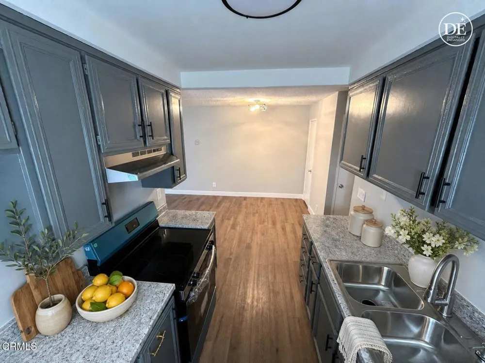2637 Yardarm Avenue Port Hueneme, CA 93041