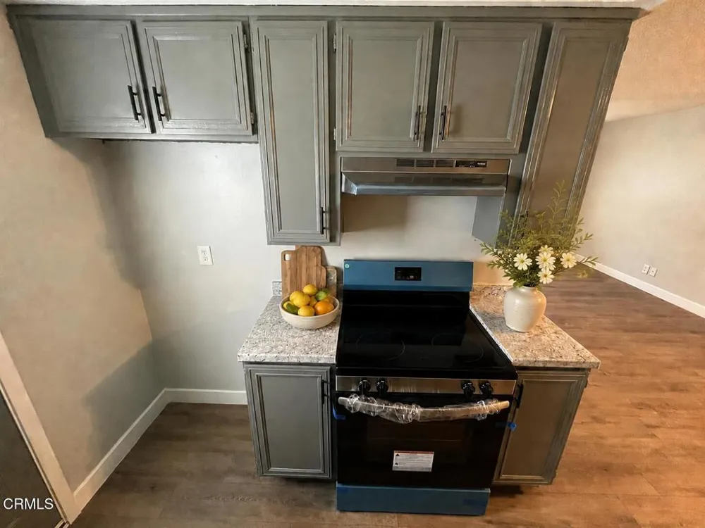 2637 Yardarm Avenue Port Hueneme, CA 93041
