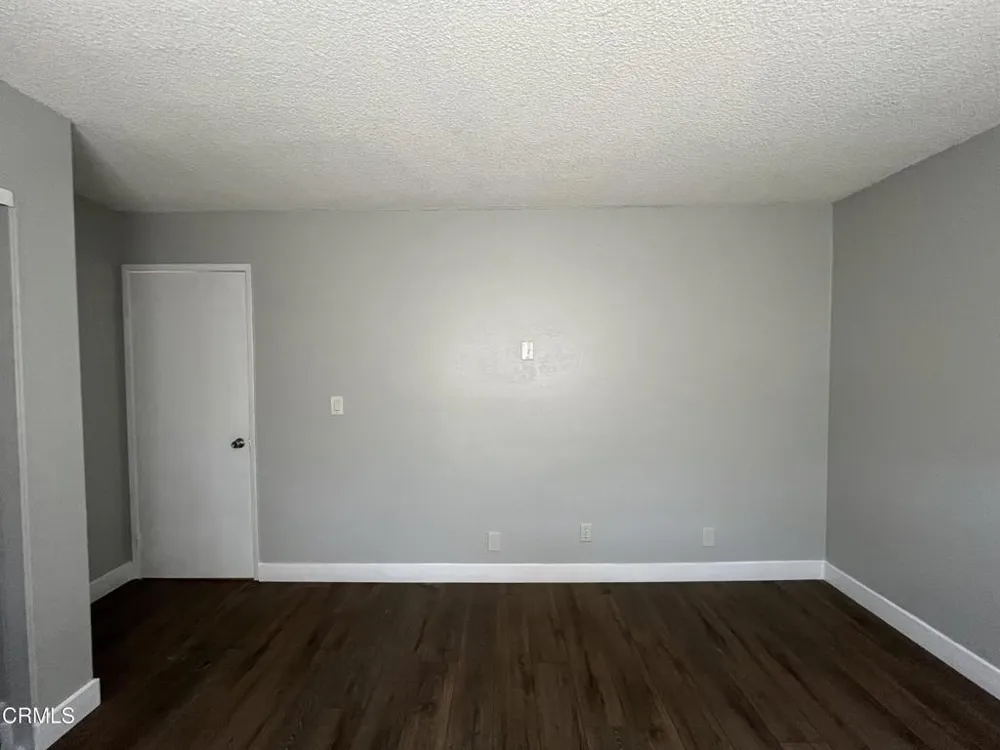 2637 Yardarm Avenue Port Hueneme, CA 93041