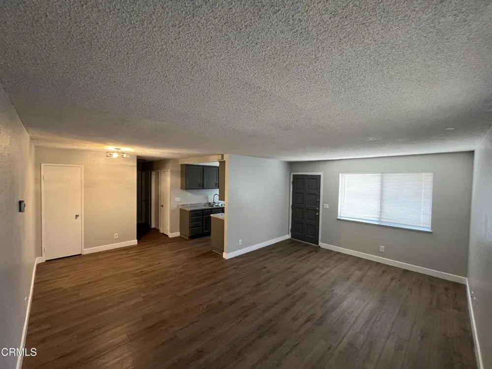 2637 Yardarm Avenue Port Hueneme, CA 93041