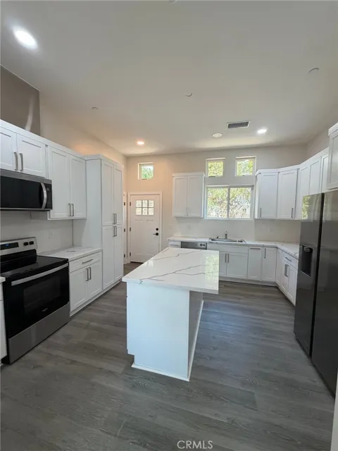 1295 W 25th #2