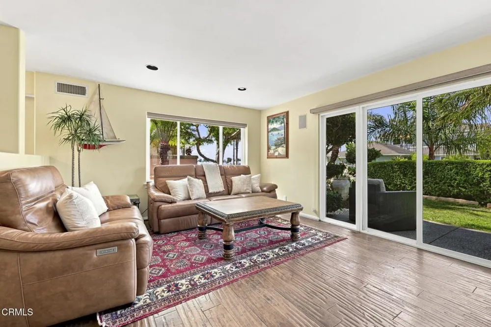 110 Santa Rosa Place Santa Barbara, CA 93109