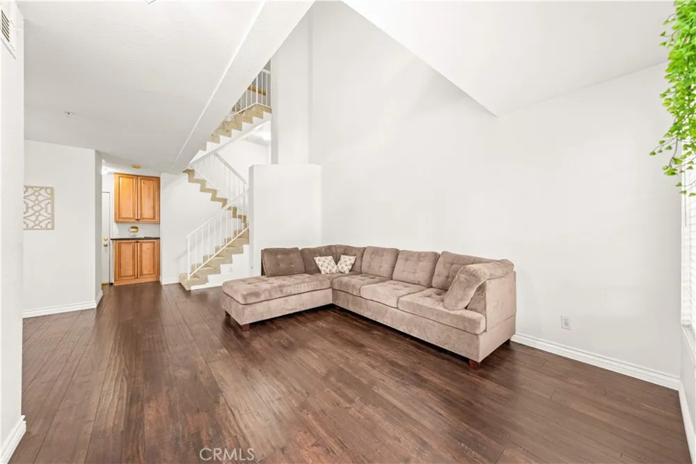 9886 Arrow Route #3 Rancho Cucamonga, CA 91730