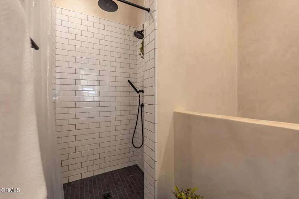 16096 Maricopa Highway Ojai, CA 93023
