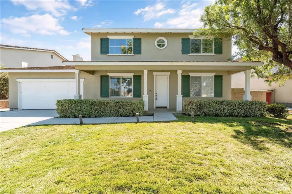 7266 Citrus Valley Ave Eastvale, CA 92880