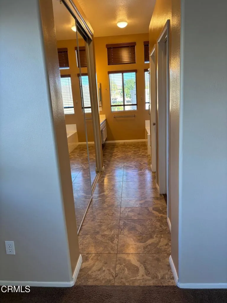 10463 Graham Court Ventura, CA 93004