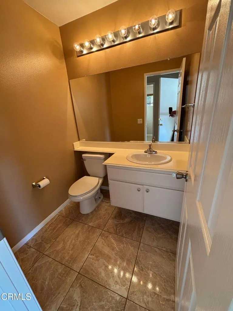 10463 Graham Court Ventura, CA 93004
