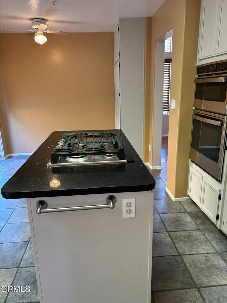 10463 Graham Court Ventura, CA 93004