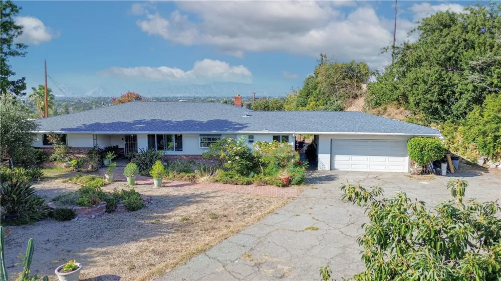 1343 E Maplegrove Street West Covina, CA 91792