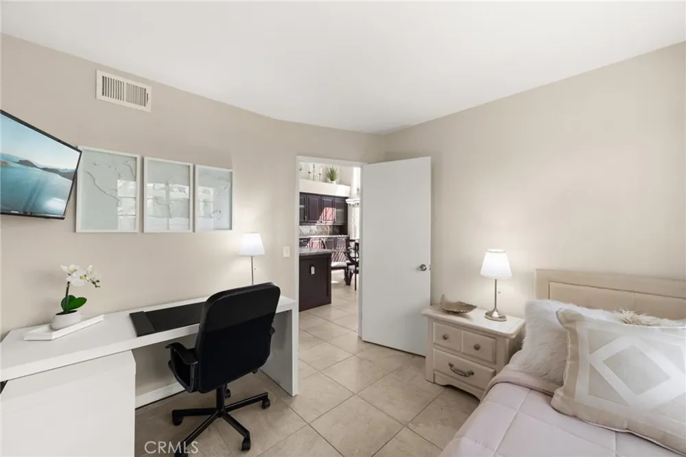 20721 E Crest Lane #B Walnut, CA 91789
