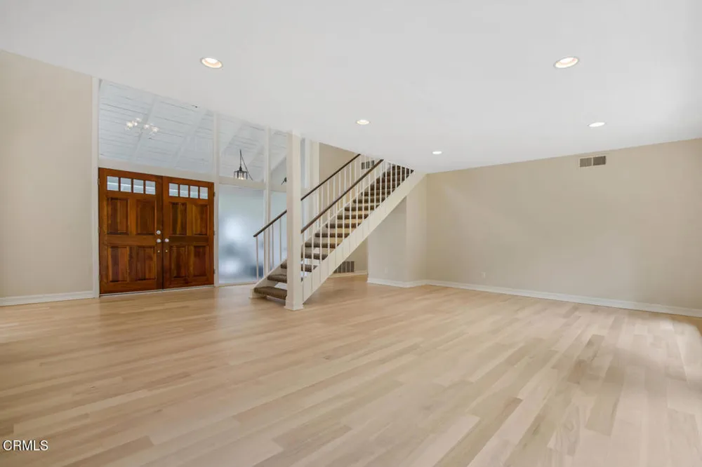 1672 Wellington Place Westlake Village, CA 91361