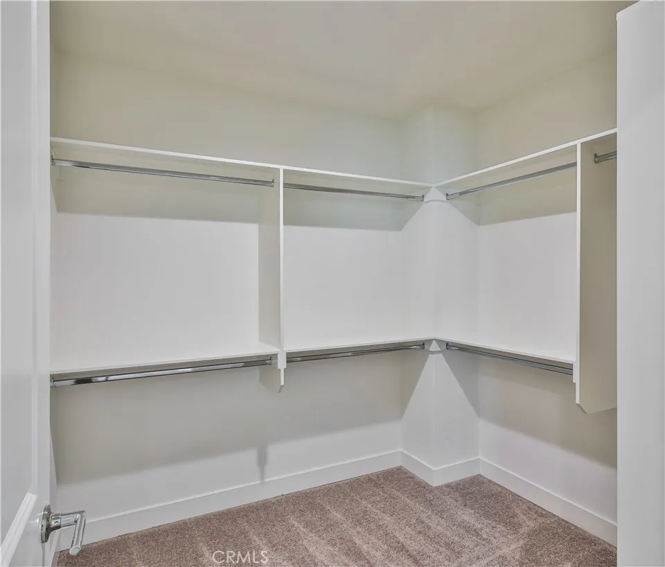 6836 Whitman Avenue Van Nuys, CA 91406