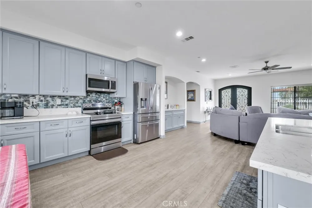 22418 Akers Perris, CA 92570