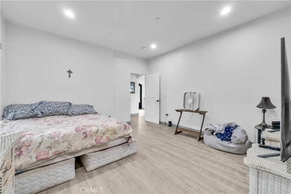 22418 Akers Perris, CA 92570