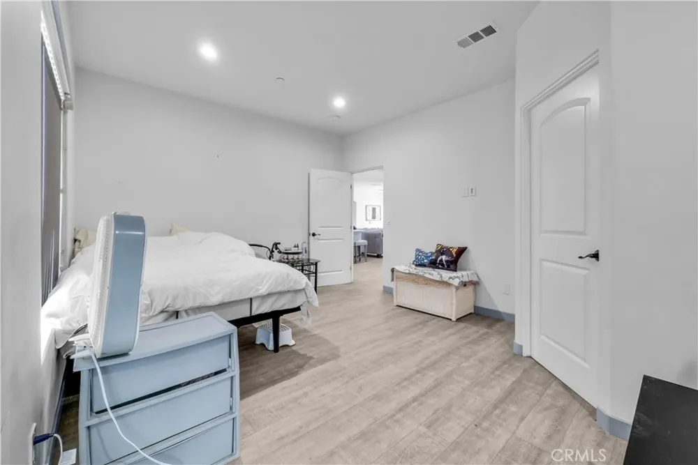 22418 Akers Perris, CA 92570