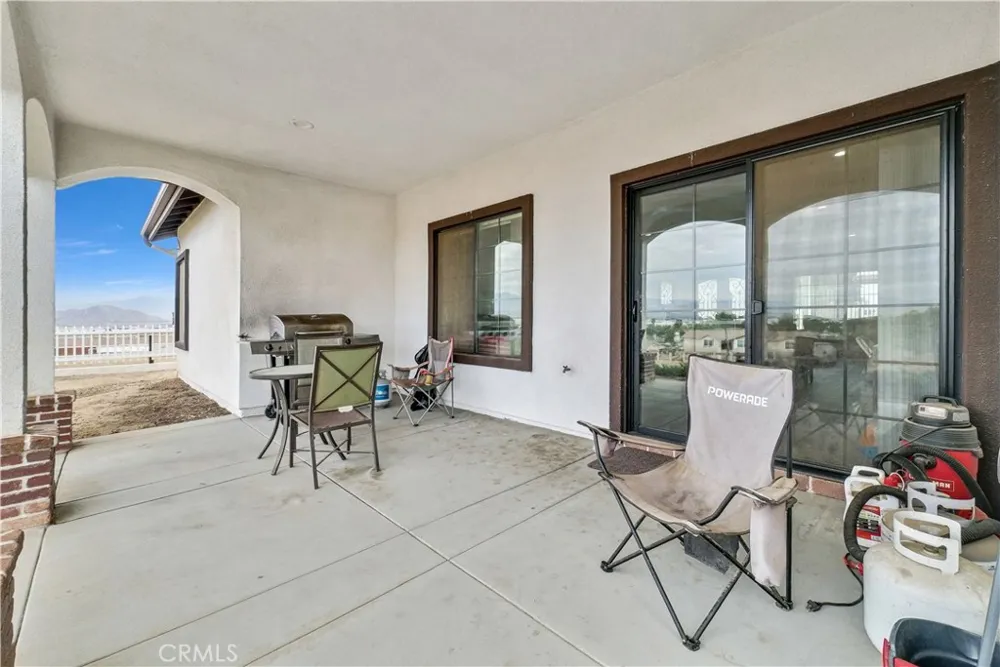 22418 Akers Perris, CA 92570