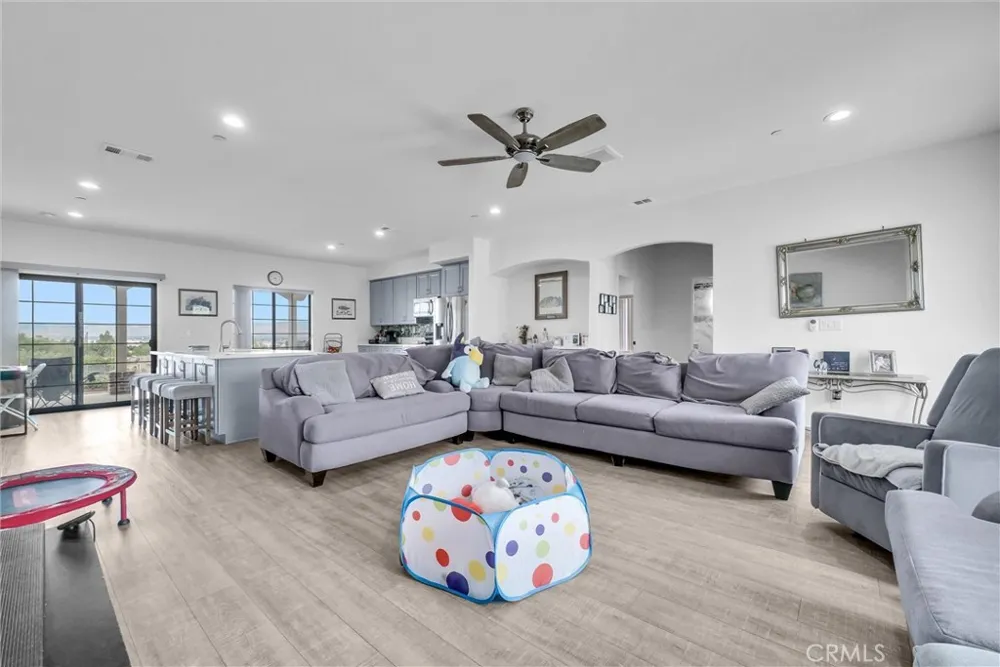 22418 Akers Perris, CA 92570
