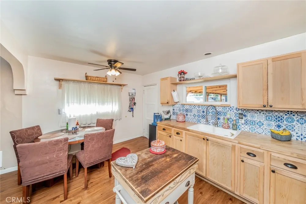 1772 Coulston Loma Linda, CA 92354