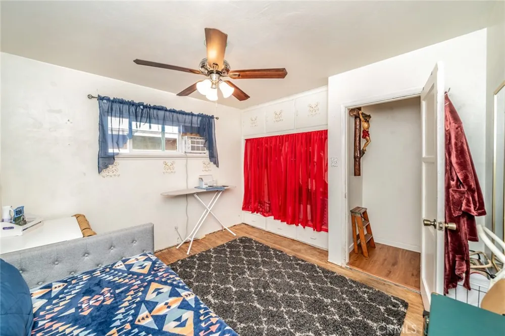 1772 Coulston Loma Linda, CA 92354