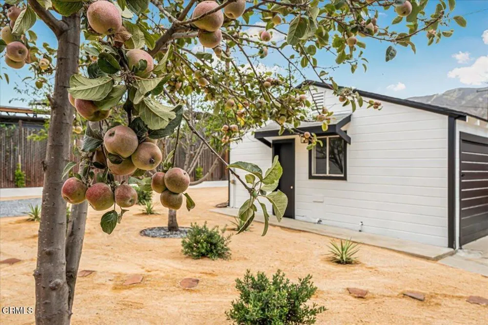 103 Comstock Drive Ventura, CA 93001